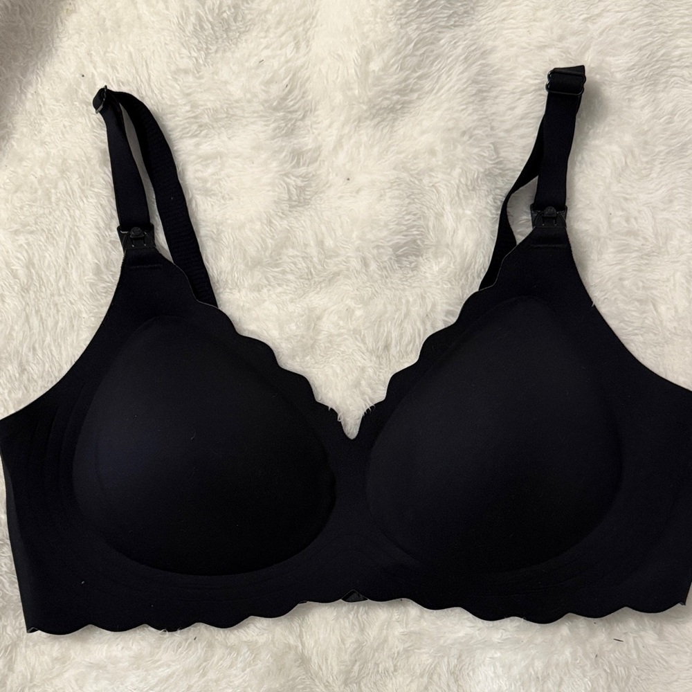 Momcozy nursing jelly strip Bra - Women Intimates & Sleepwear